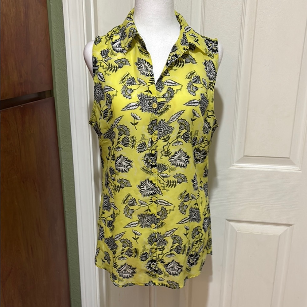 Floral Yellow Sleeveless Top Size Medium Sheer